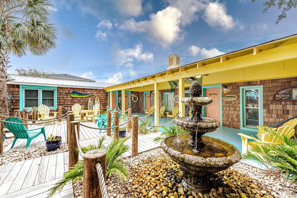 Unique stay and Amazing Design  
Enjoy sitting outside listening to the Fountain