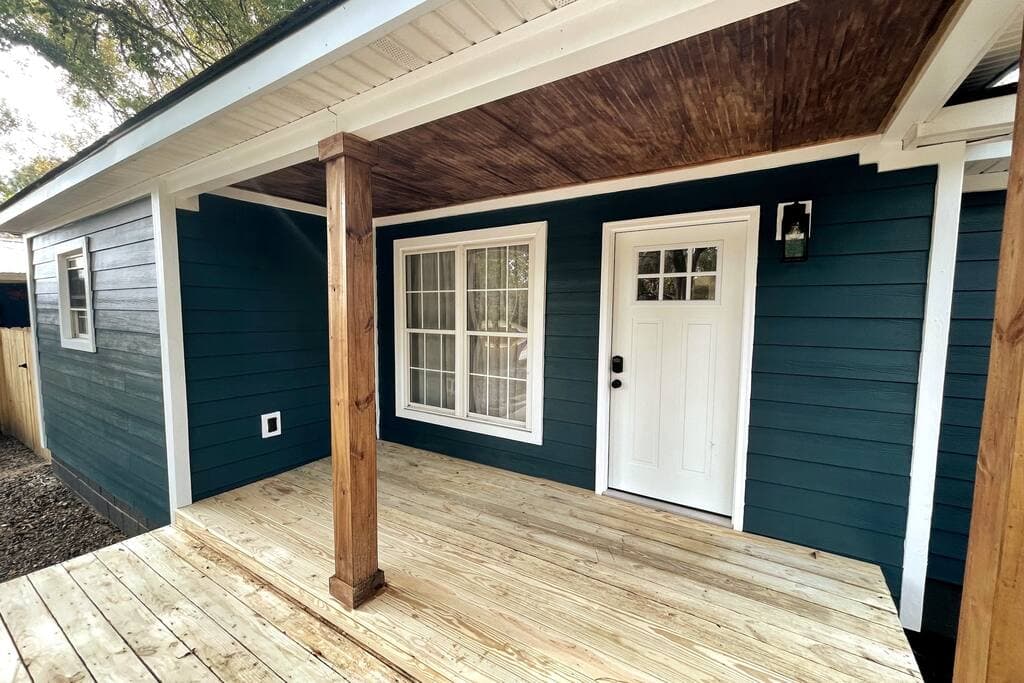 Covered Porch with Smart Lock Door