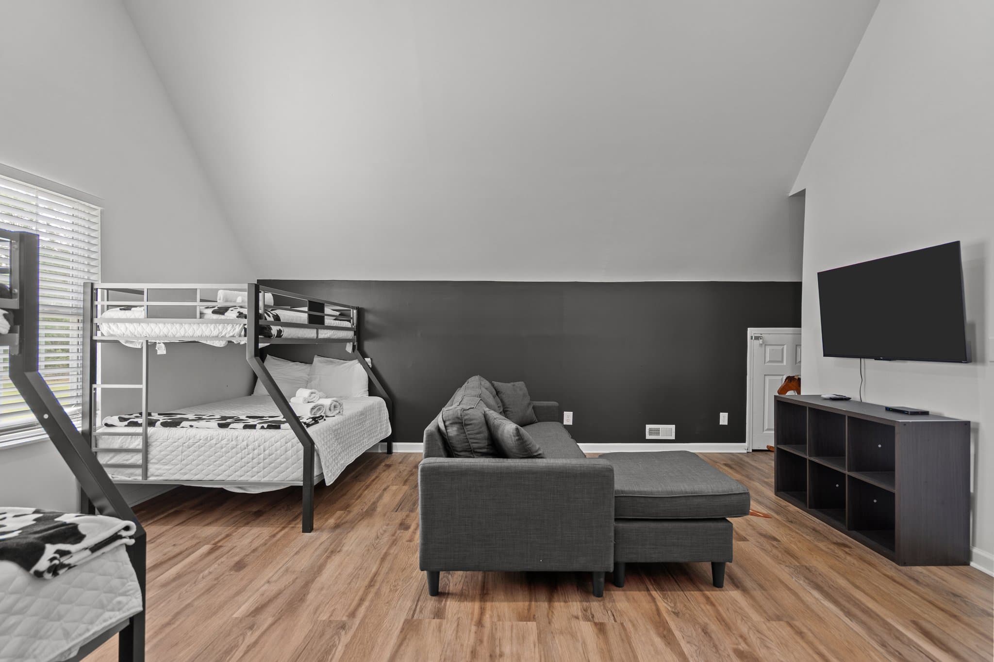 57 web or mls DSC01326