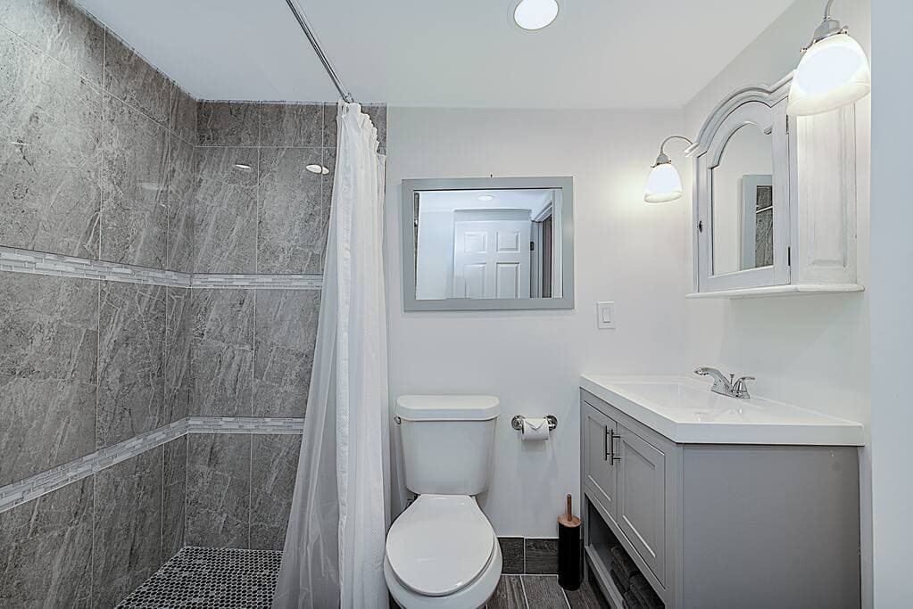 Downstairs Bathroom Tiled Shower