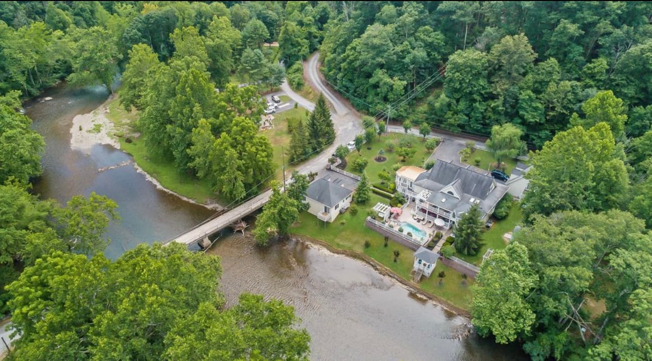 Arial View of Jackson River Estate