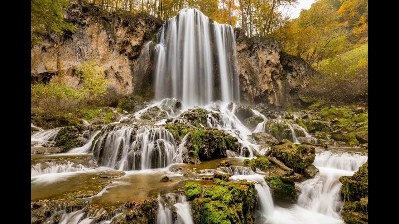 Falling Springs Falls