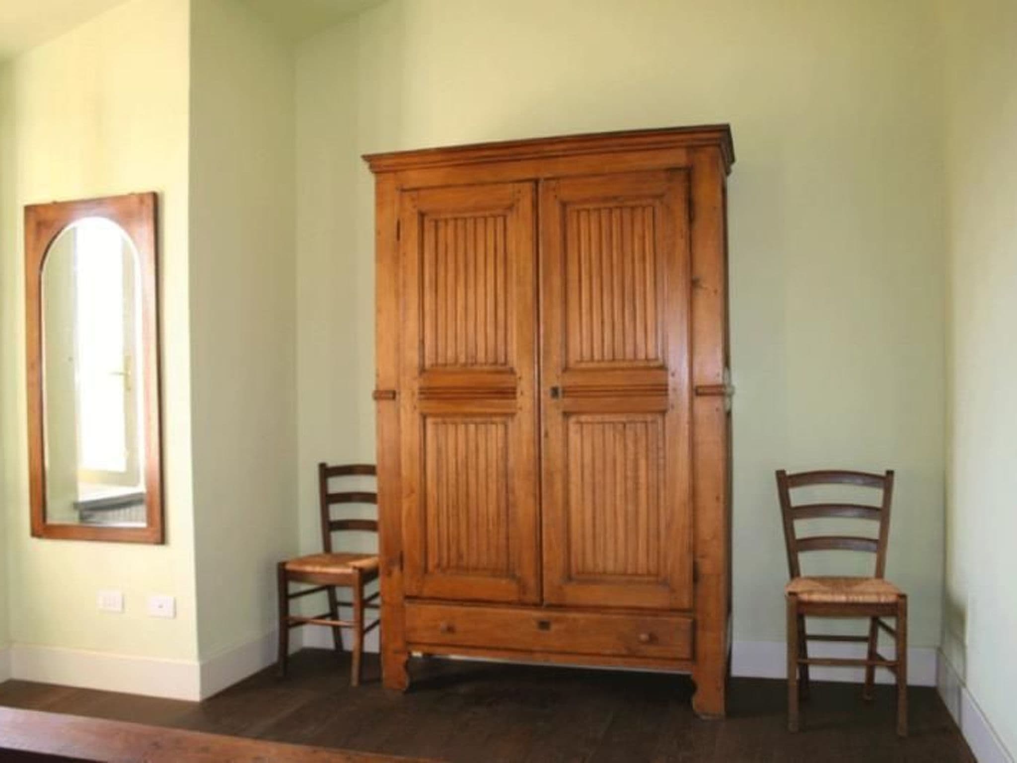 Gallery Image 6