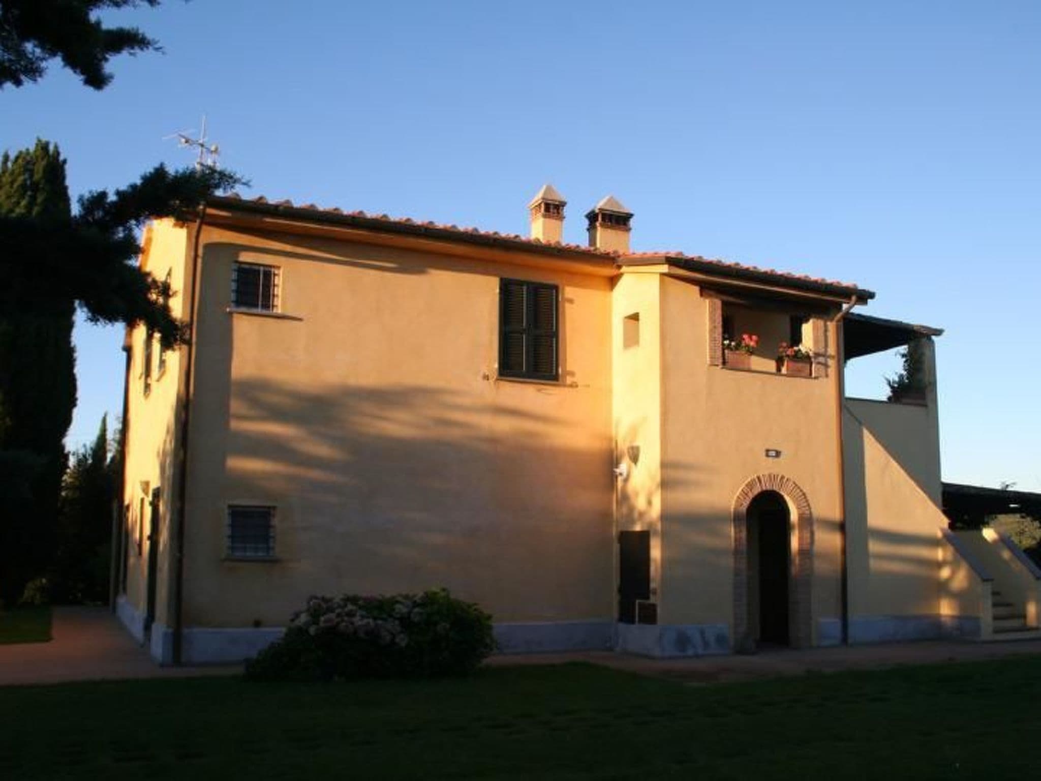 Gallery Image 16