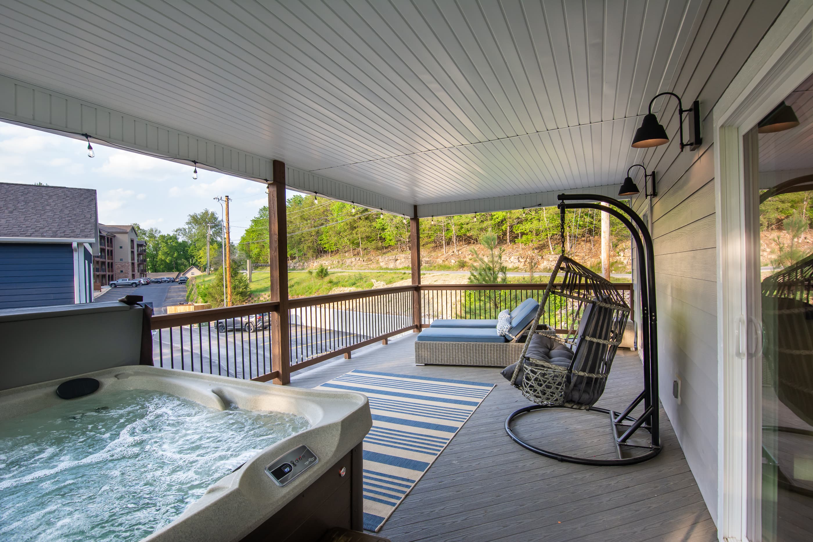 Upper level deck access from bedroom