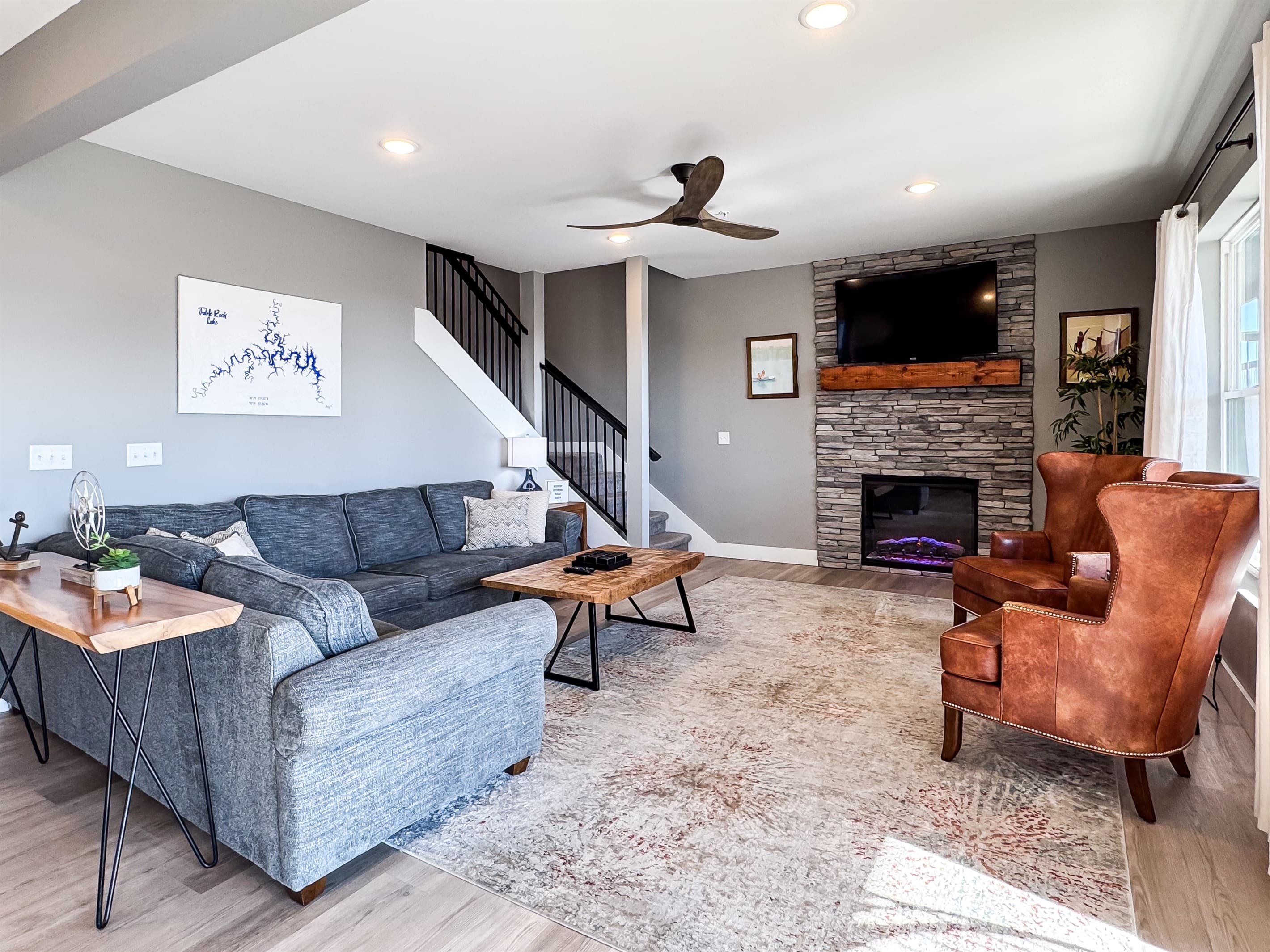 Main level great room with ample seating and open floor plan