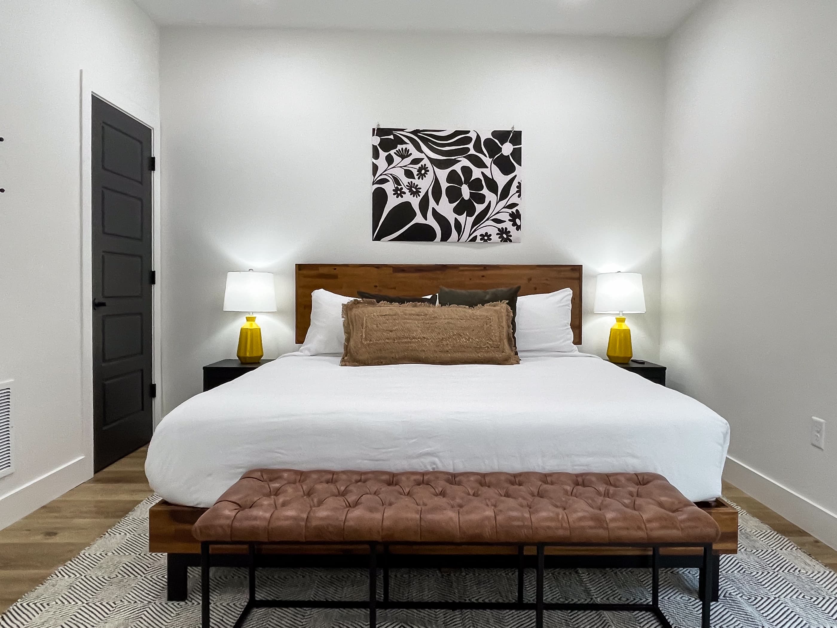 Bedroom 3 (Lower level): King bed