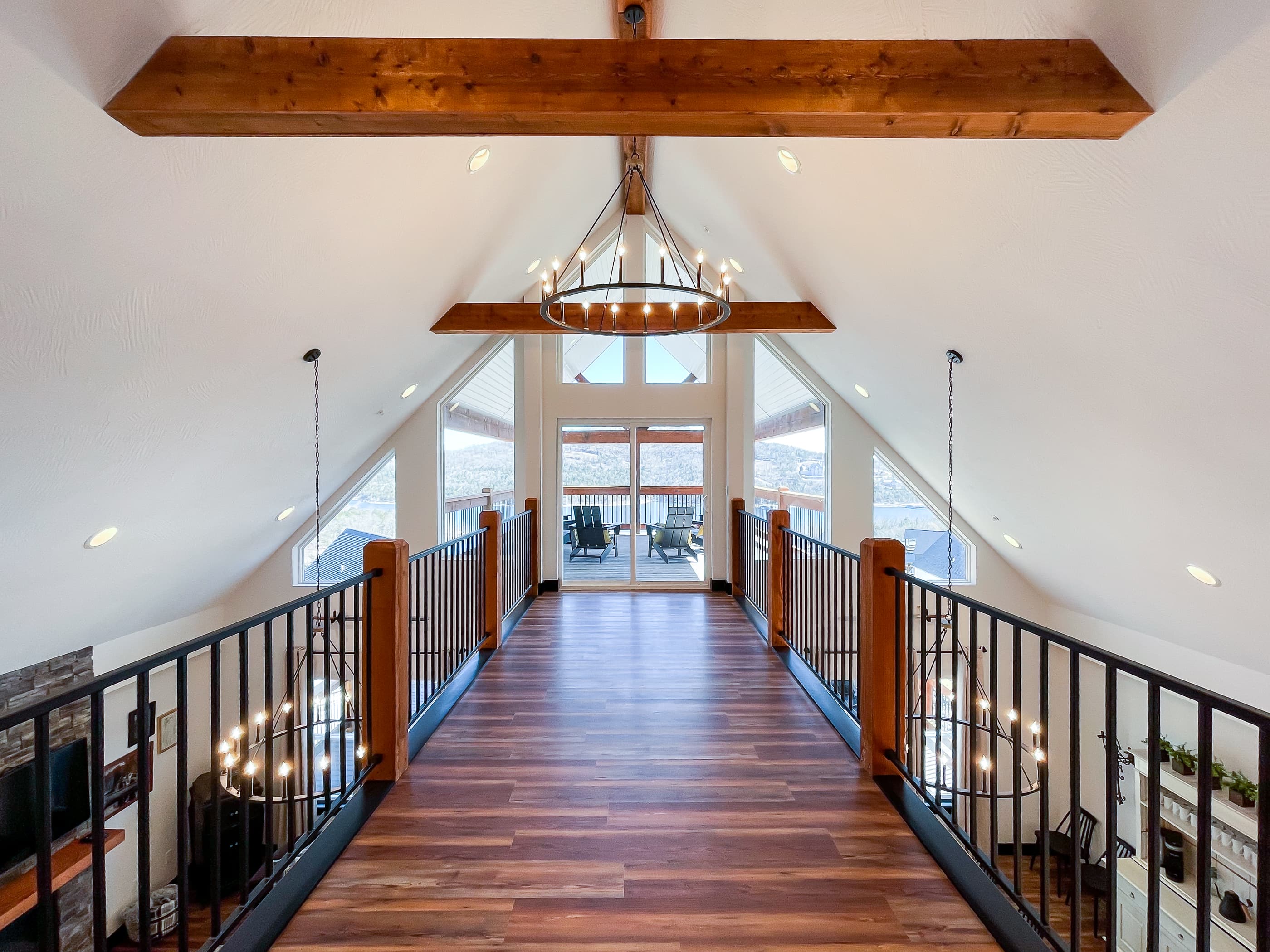 Catwalk to upper level deck