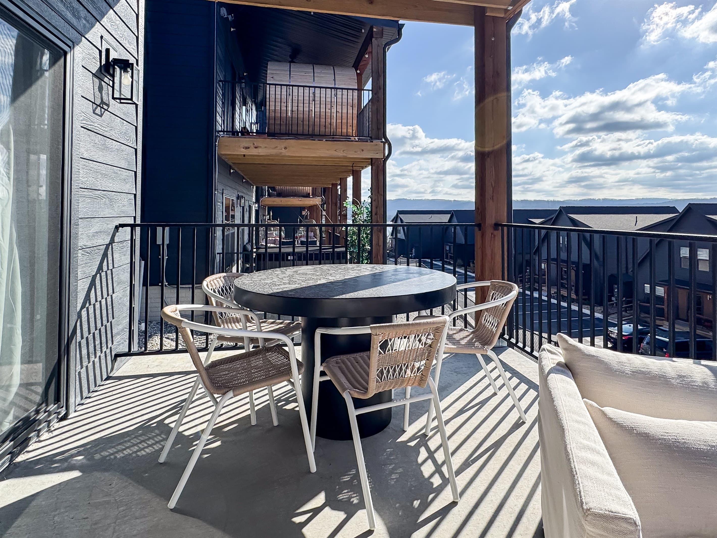 Dining area on lower deck