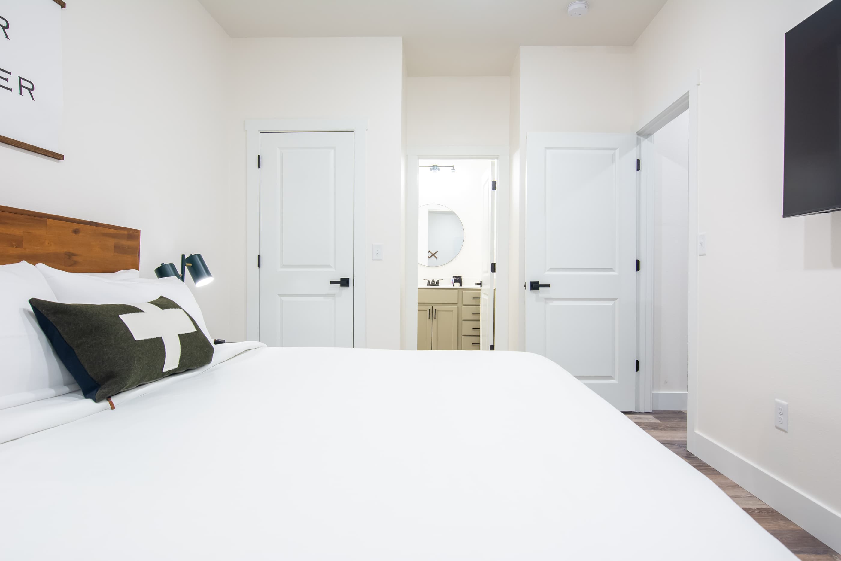 Bedroom 5 (upper level): View of the En-suite bathroom from the bedroom