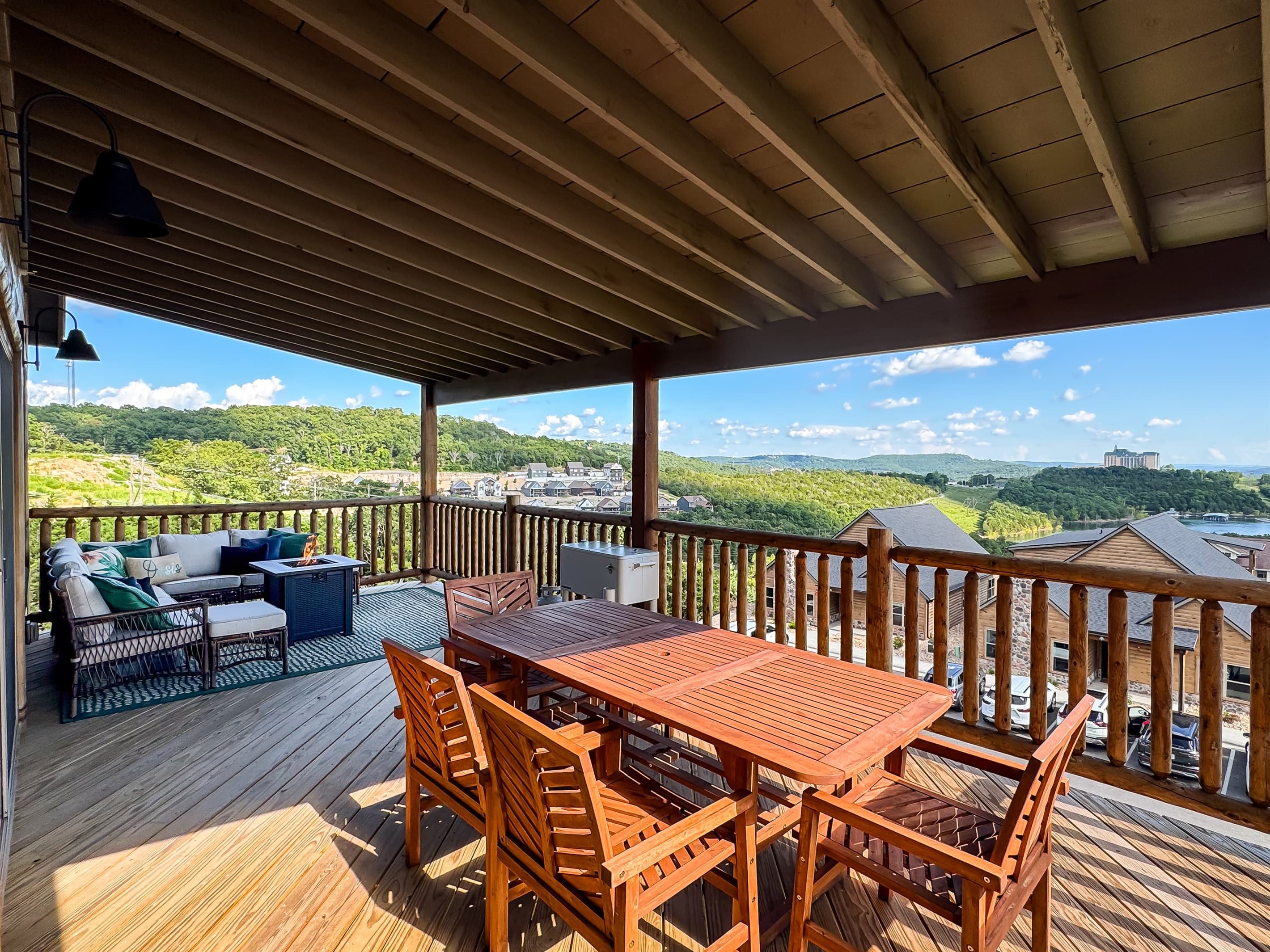 Upper deck eating or lounging area
