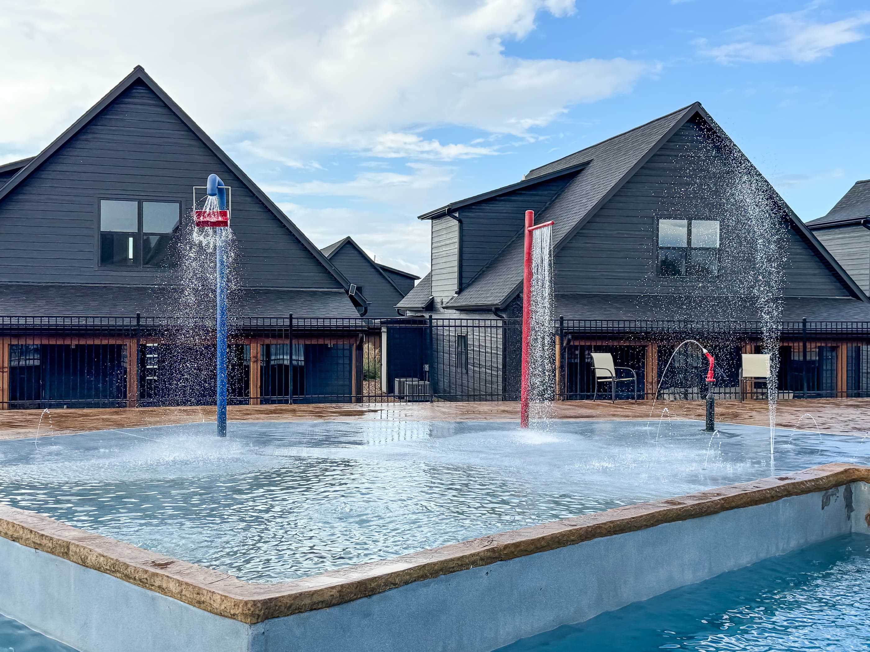 Splash pad for the kids with zero entry