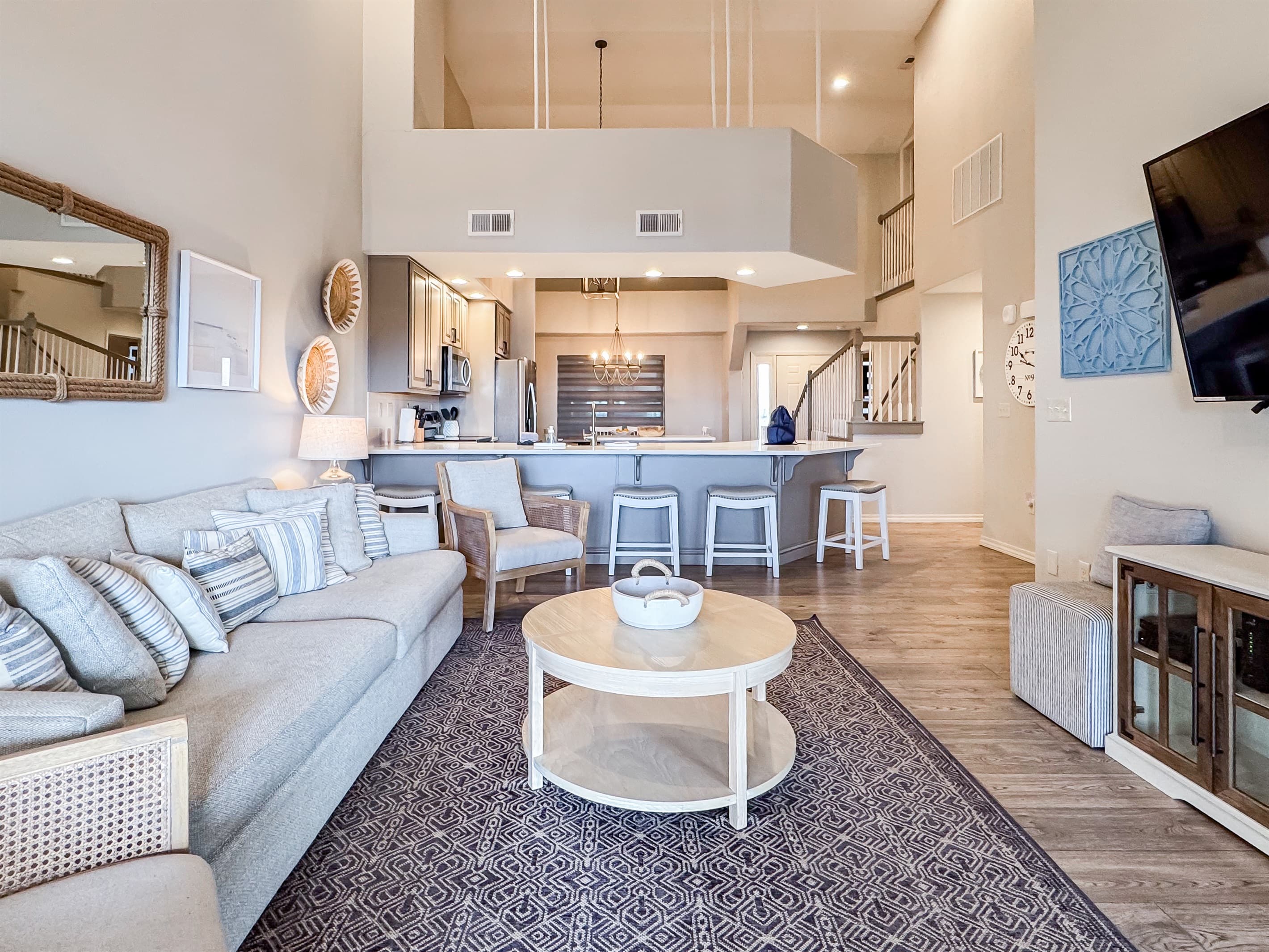 Open concept for living room and kitchen