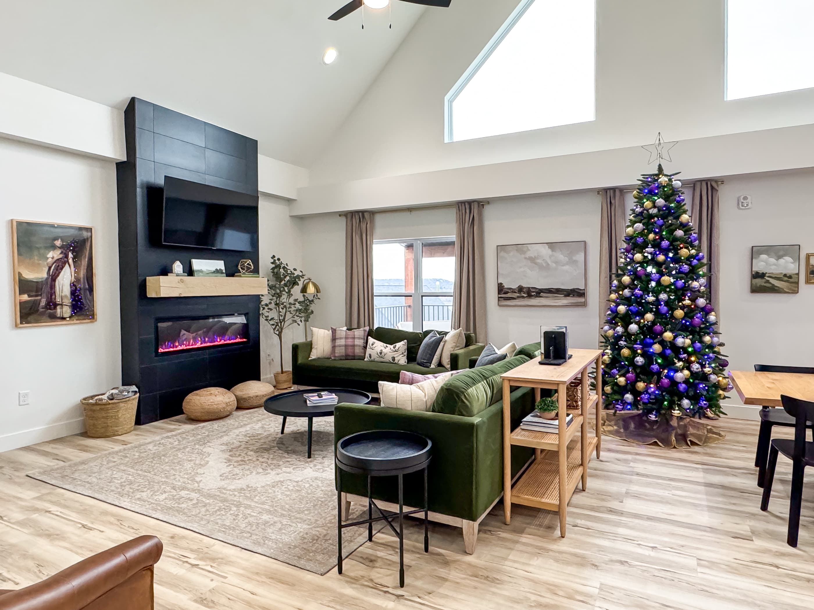 Warm and cozy vibes for the holidays in the main level great room