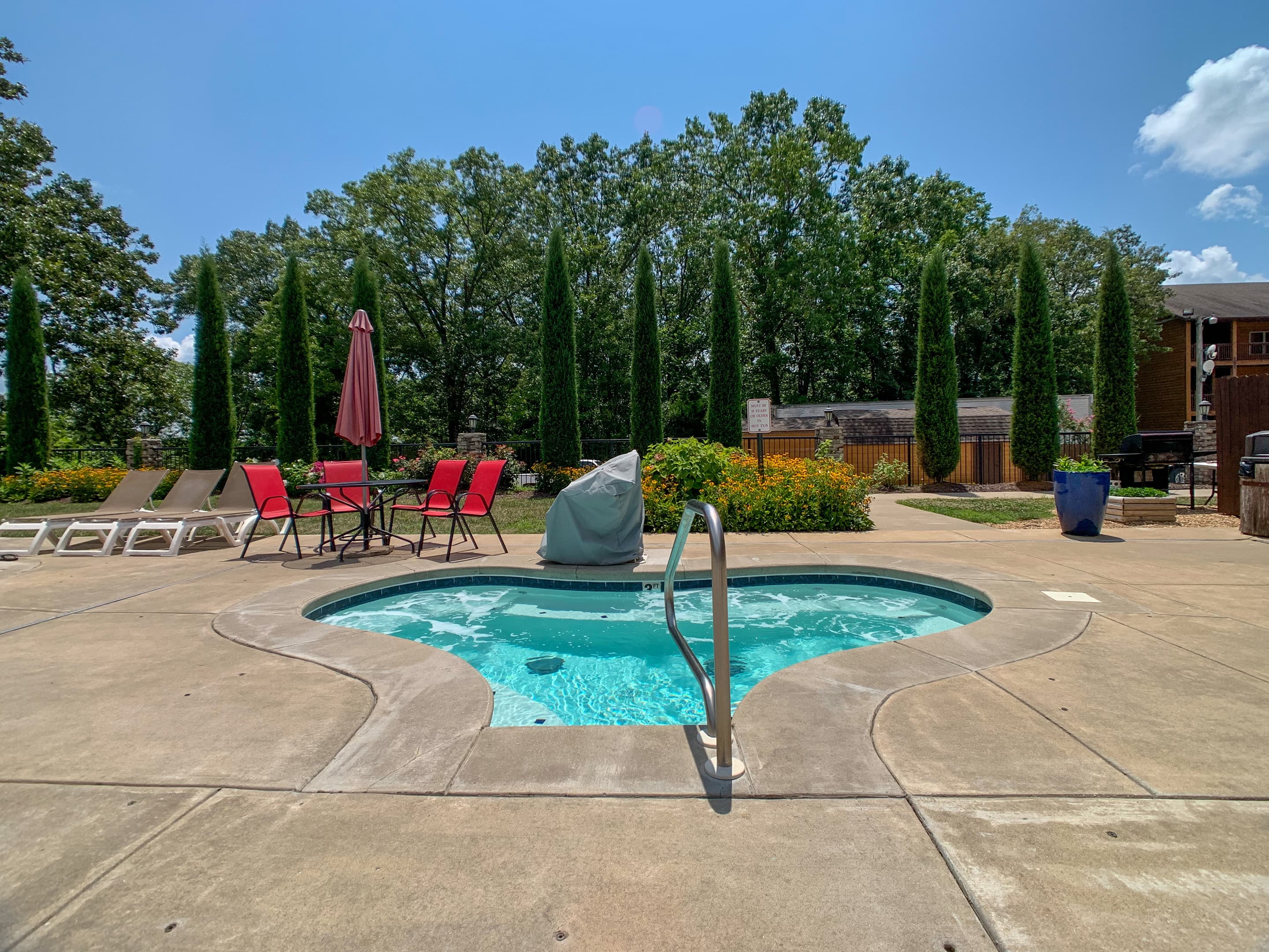 Neighborhood outdoor hot tub