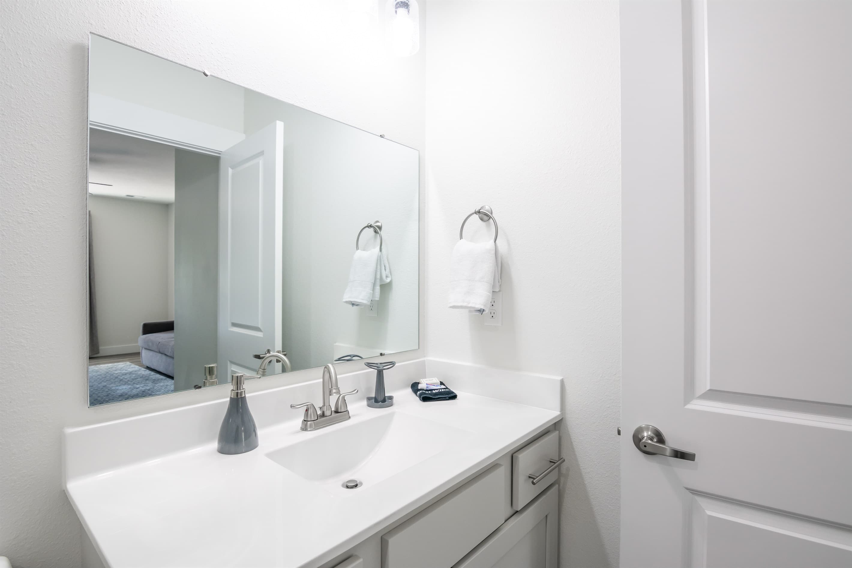 Bedroom 3 bathroom vanity