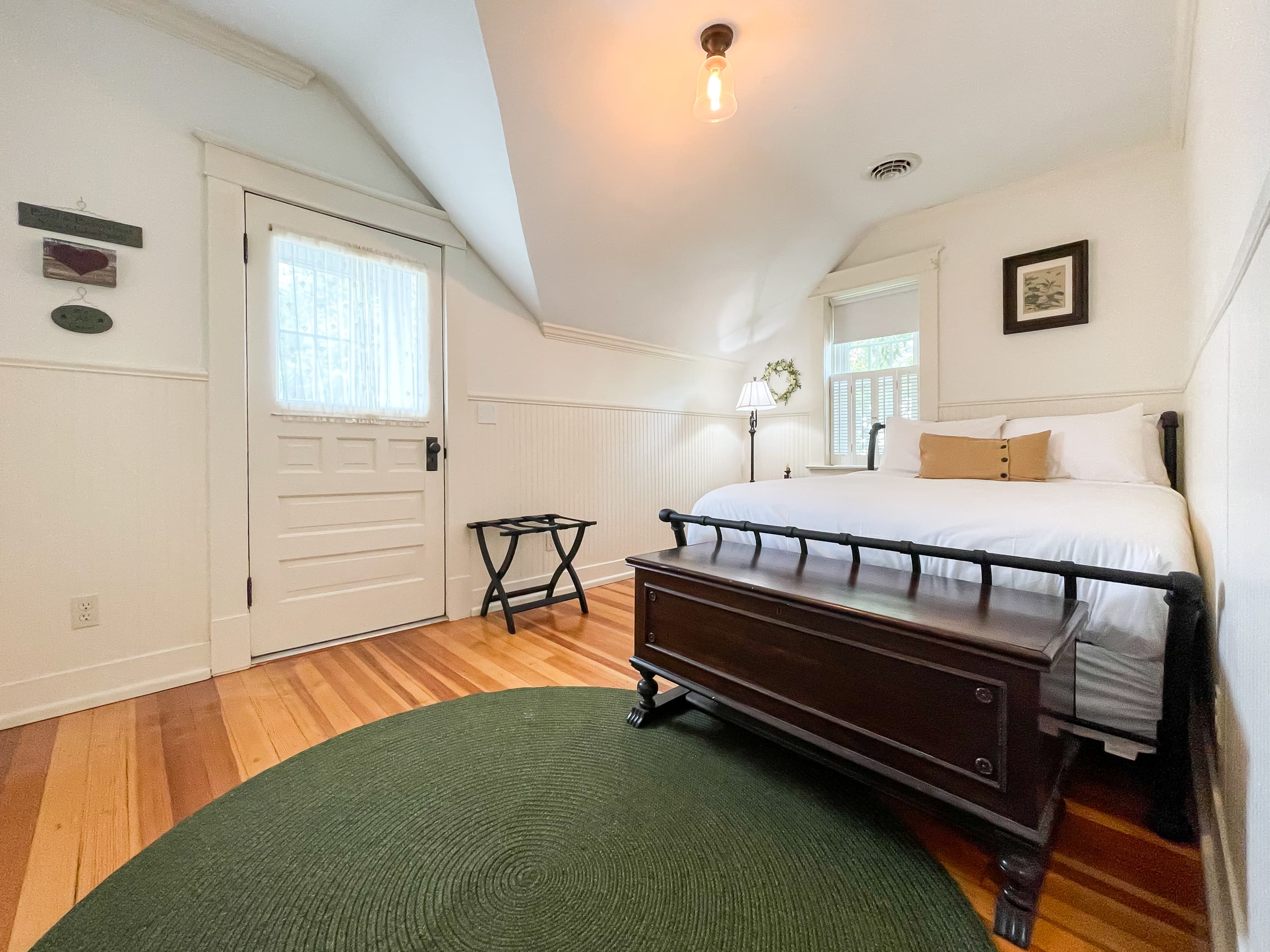 Bedroom with Queen bed at the Beekeeper's Cottage
