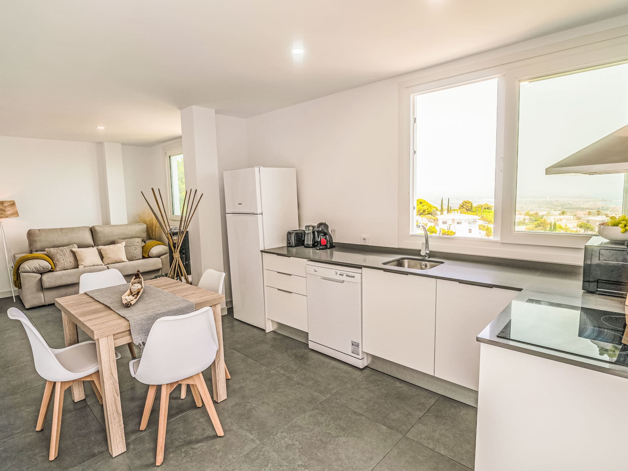 Kitchen / Dining Room