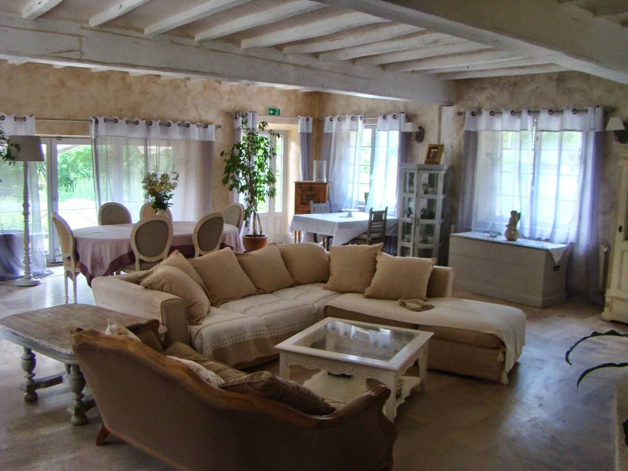Gallery Image 6