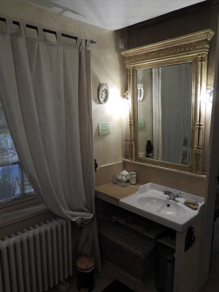 Gallery Image 18