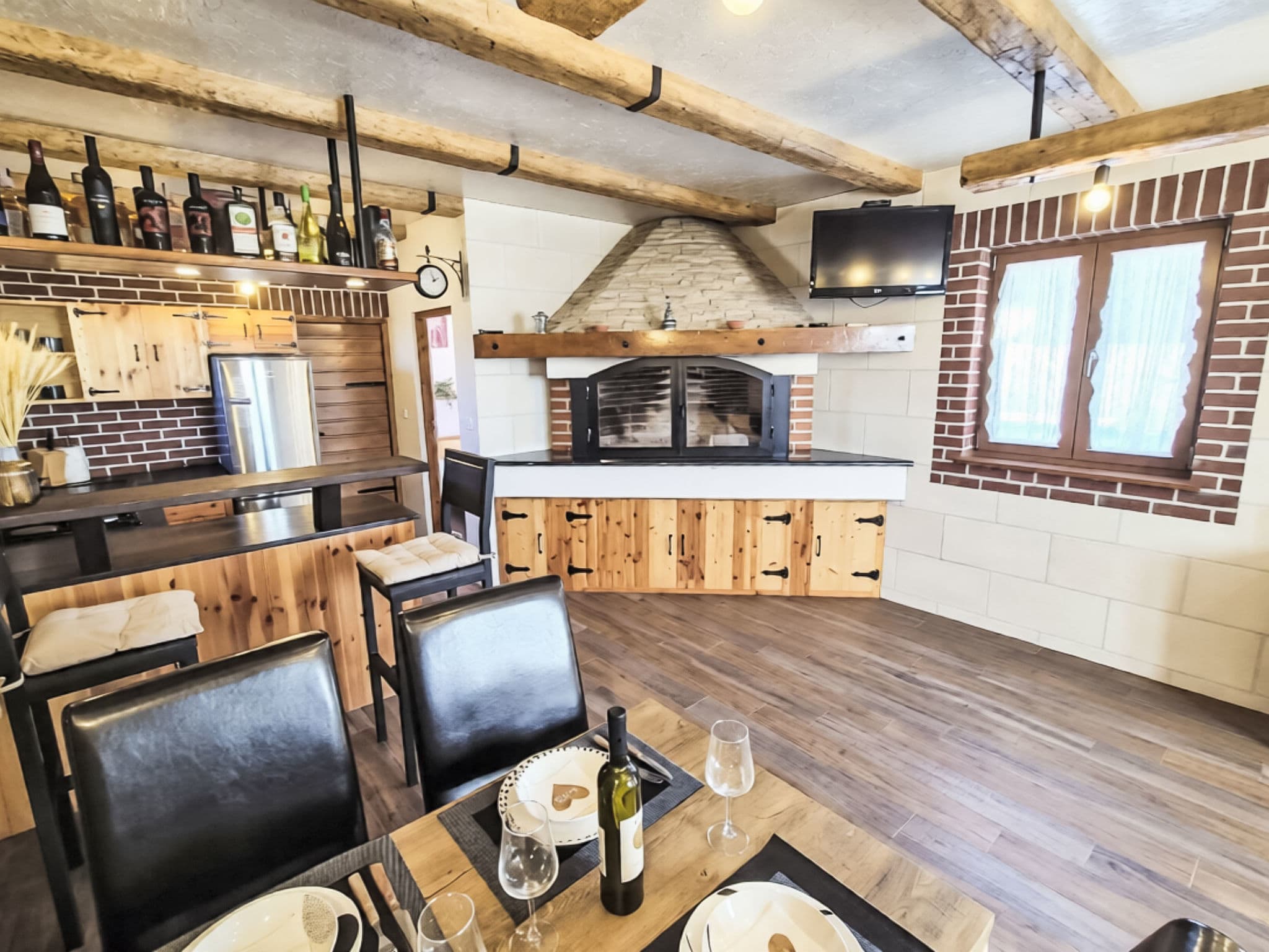 Kitchen / Dining Room