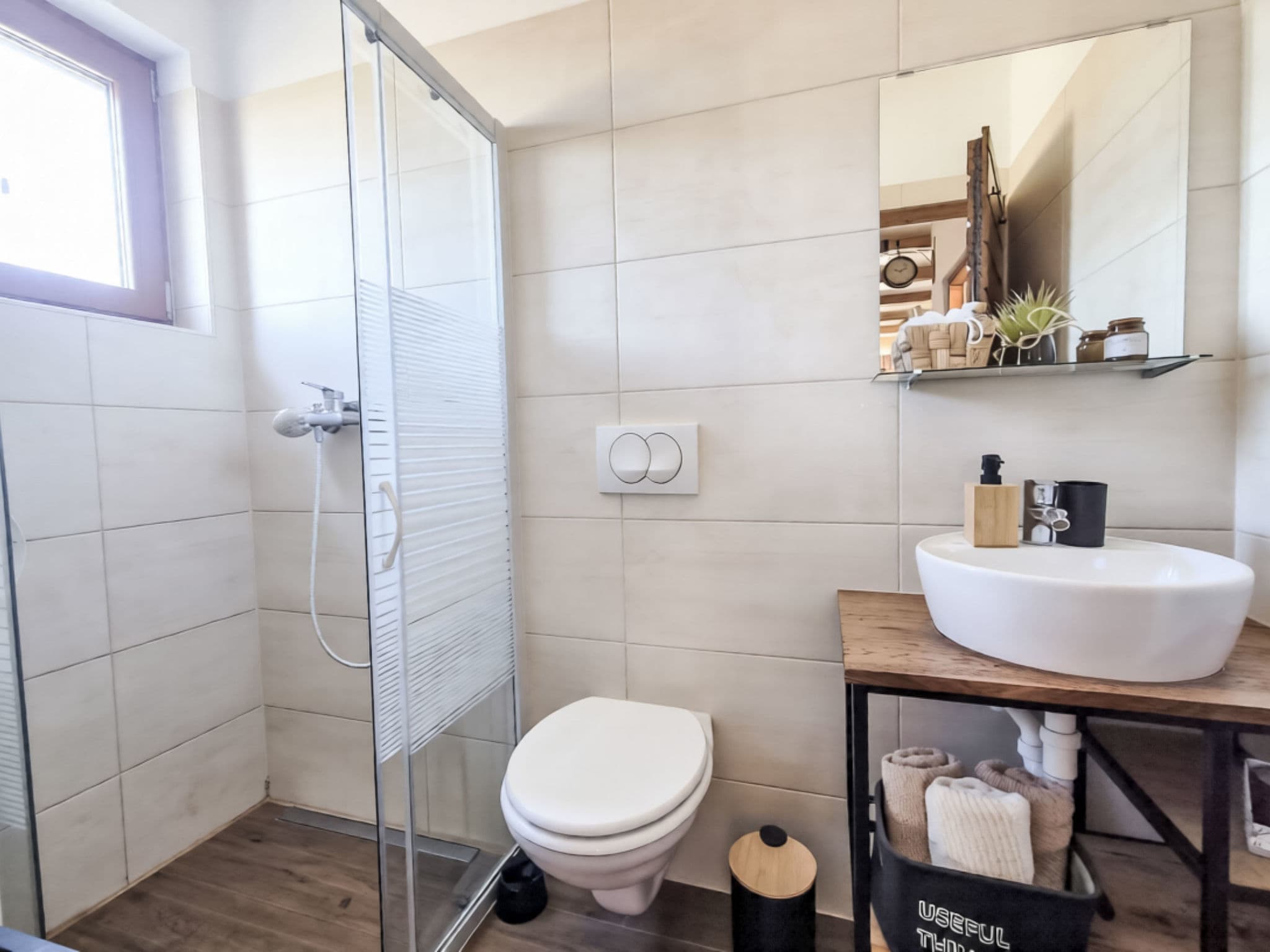 Bathroom / Wellness