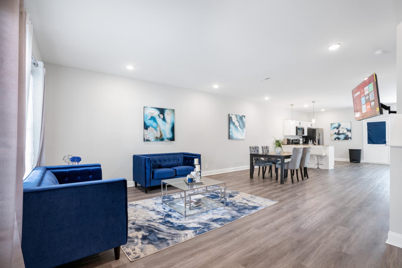 4. Living room.jpg