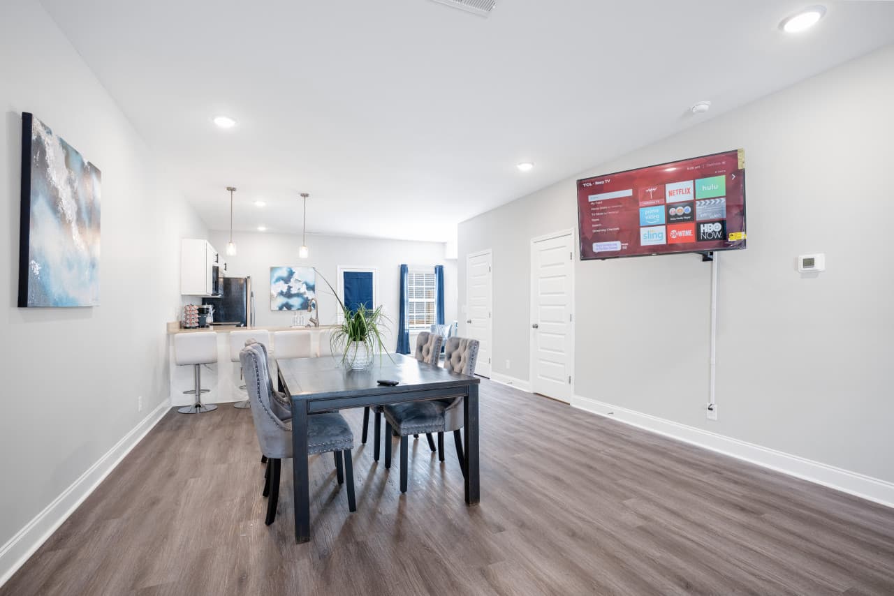 10. Dining room.jpg