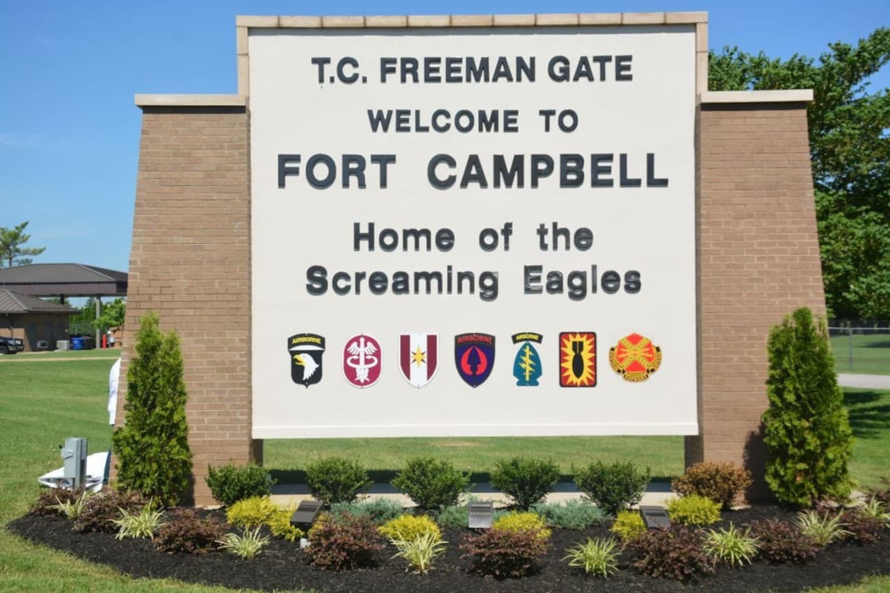 Minutes away from Fort Campbell