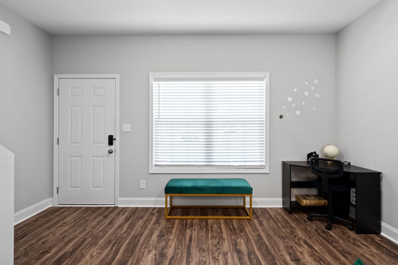 46-web-or-mls-541-new-s-dr-403.jpg