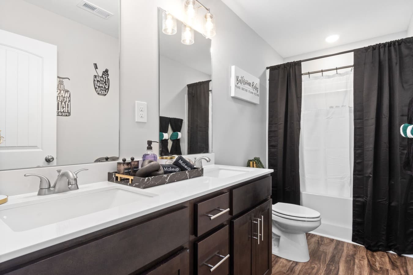 21-web-or-mls-541-new-s-dr-403.jpg