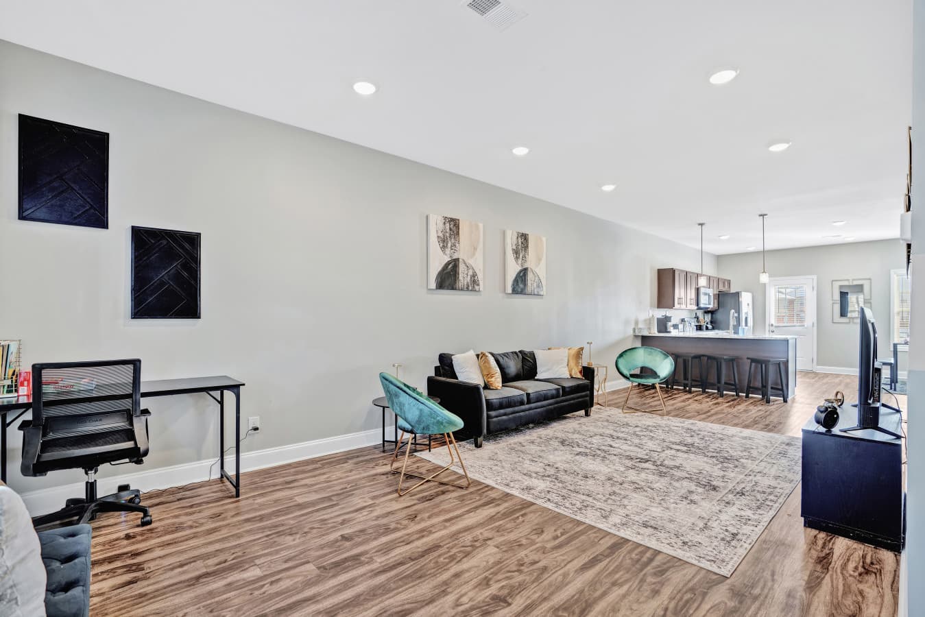 3. living room.jpg