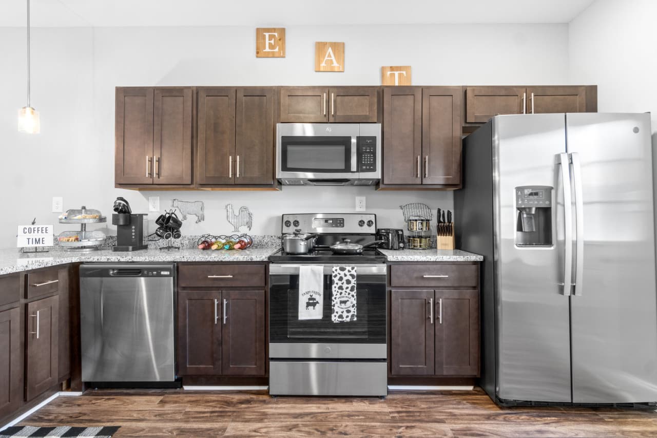12-web-or-mls-541-new-s-dr-206.jpg