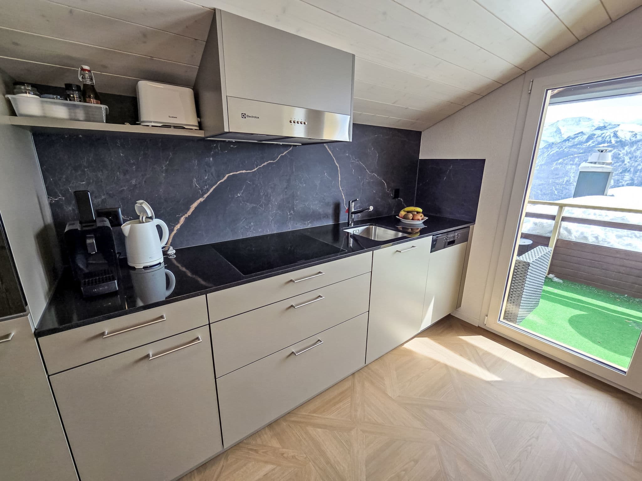 Kitchen / Dining Room