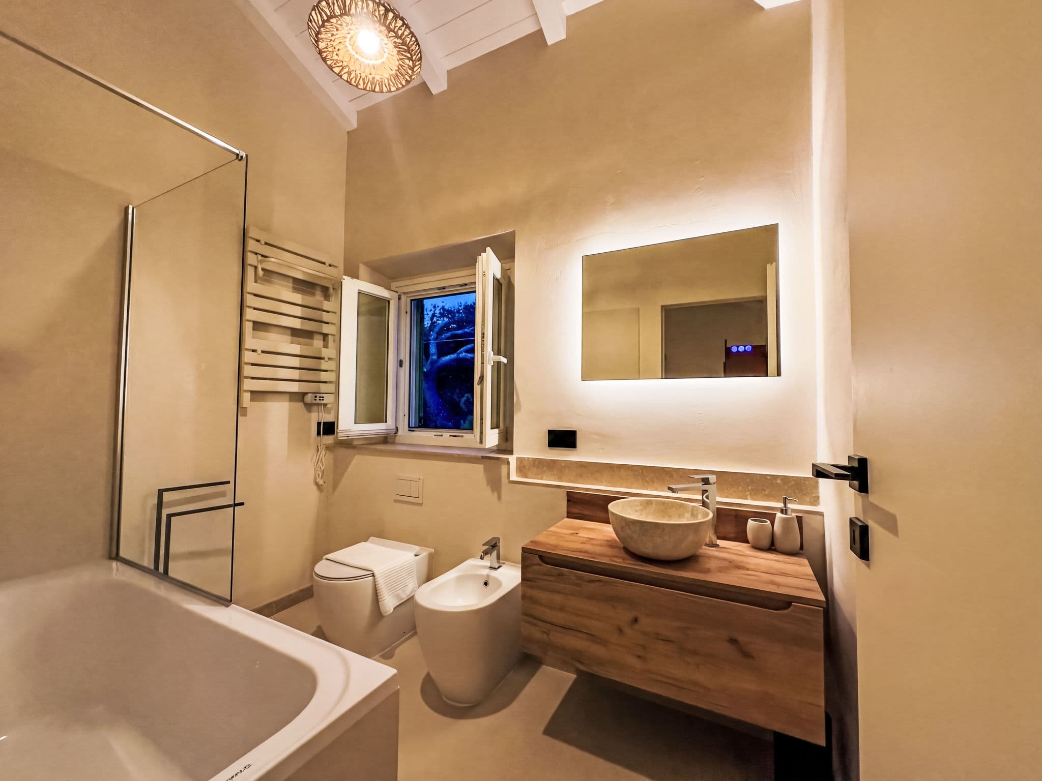 Bathroom / Wellness