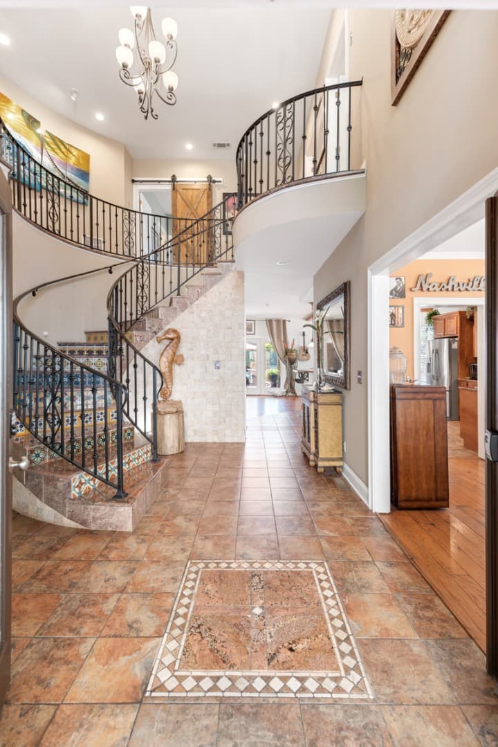 Gallery Image 11