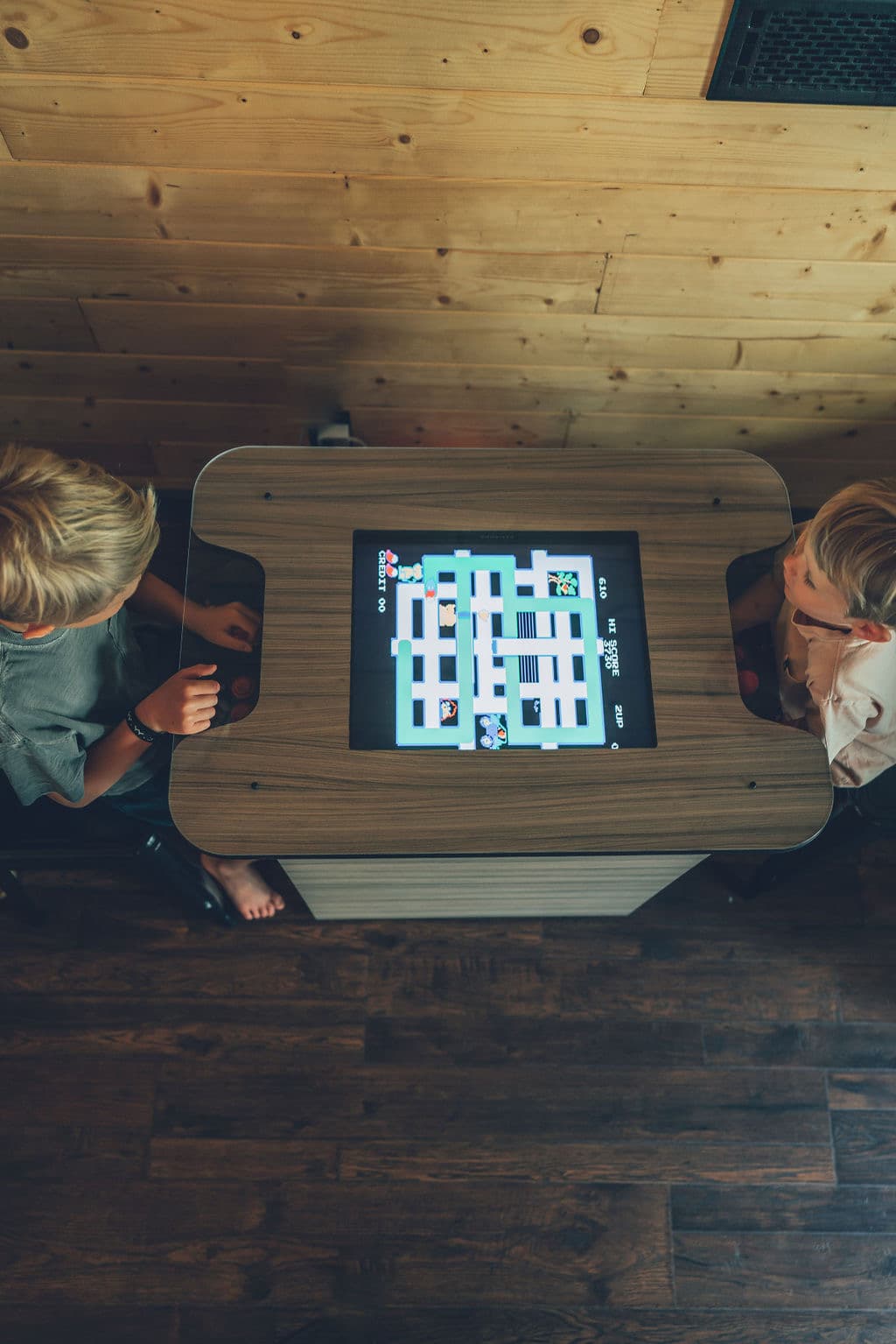 40-game arcade system for rainy days and late nights