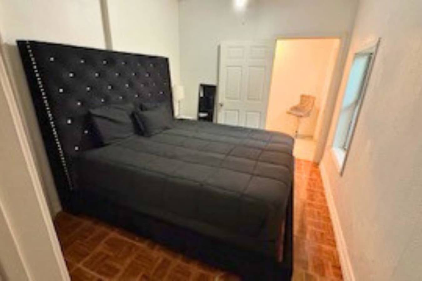 Gallery Image 14