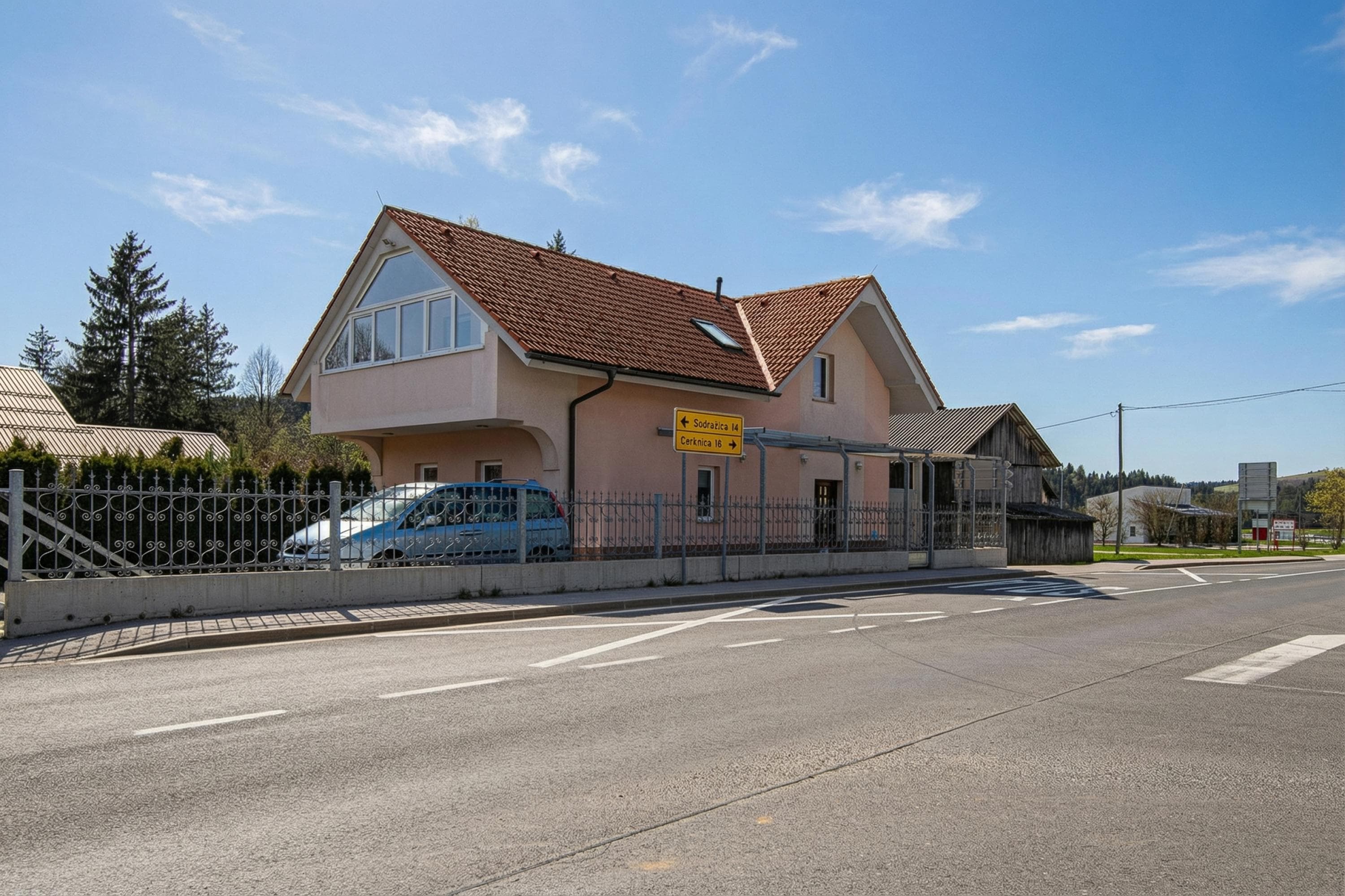 Gallery Image 14