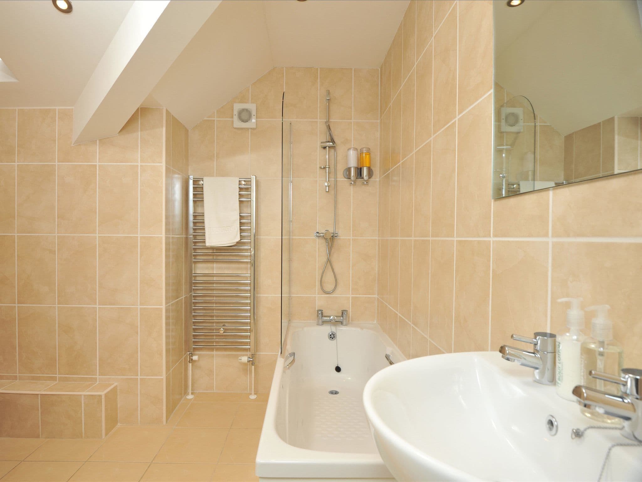 Gallery Image 9