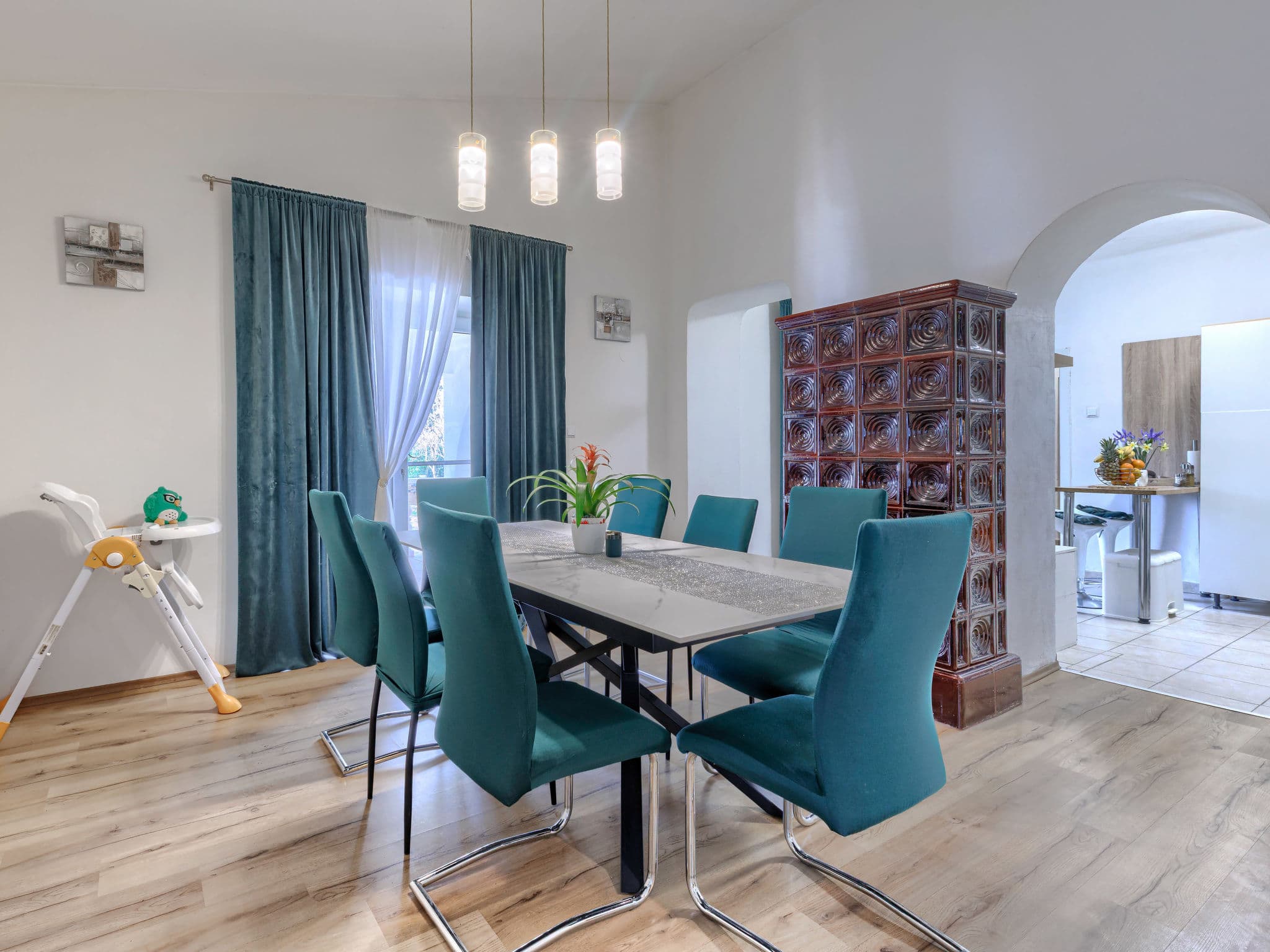 Kitchen / Dining Room