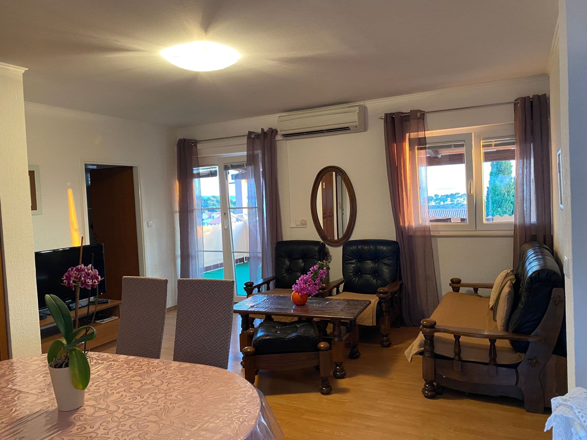 Gallery Image 32
