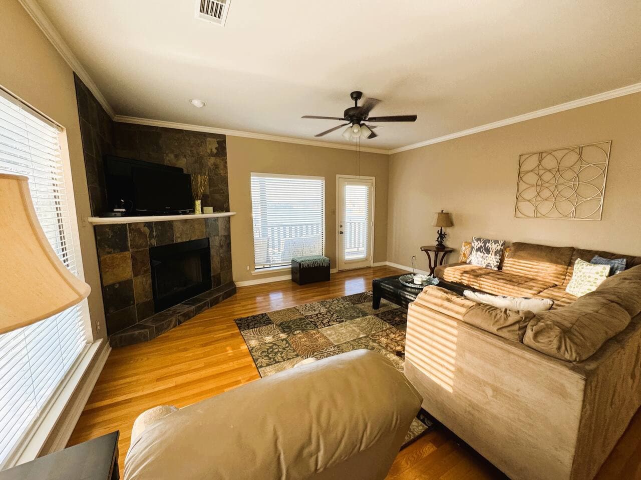Gallery Image 13