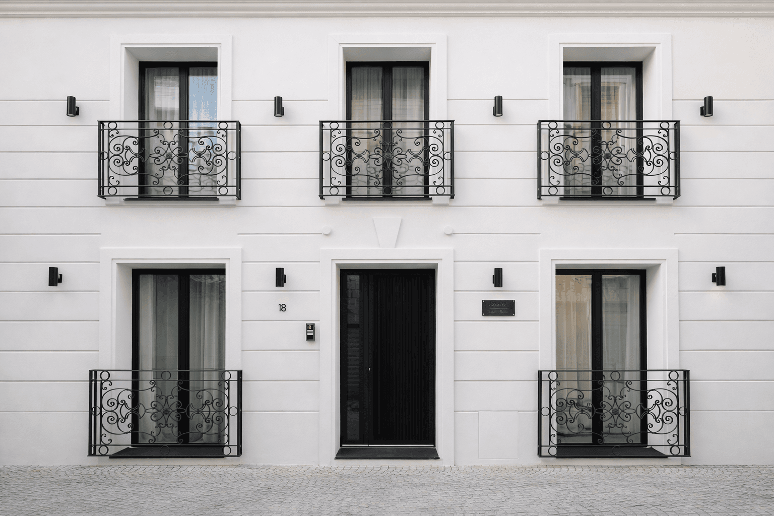 AZULIS Tigellio Suites in Olbia facade 2 by RENTAL12