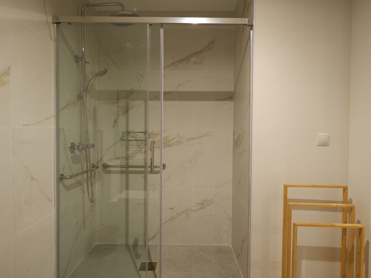 Gallery Image 16
