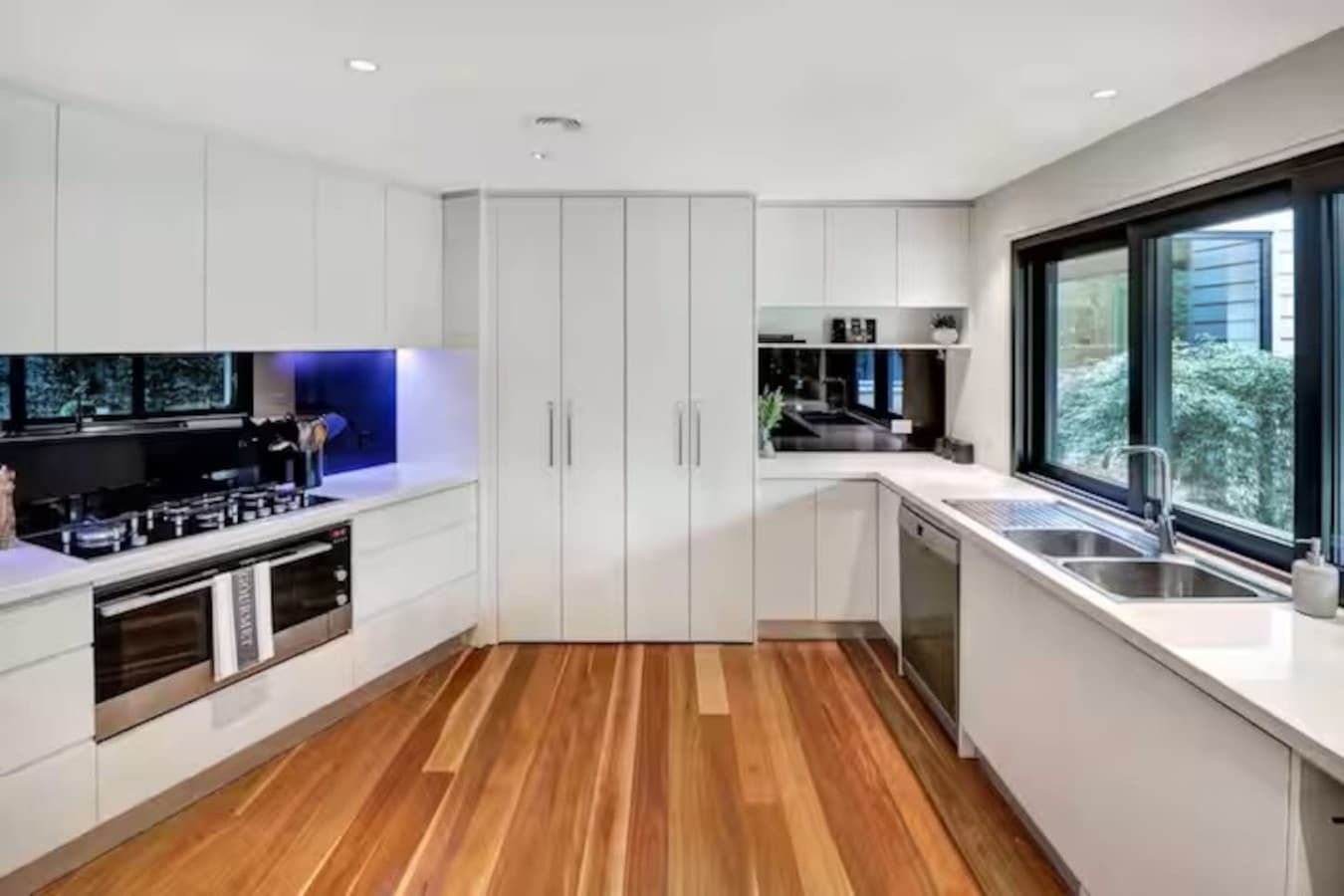 Gallery Image 6