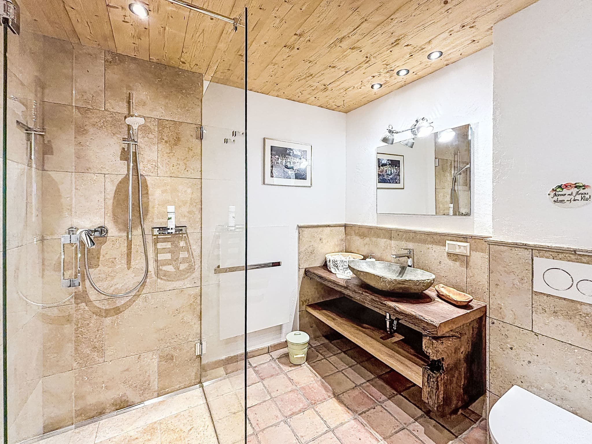 Bathroom / Wellness