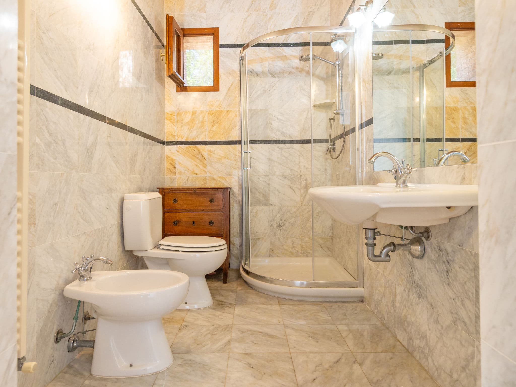 Bathroom / Wellness
