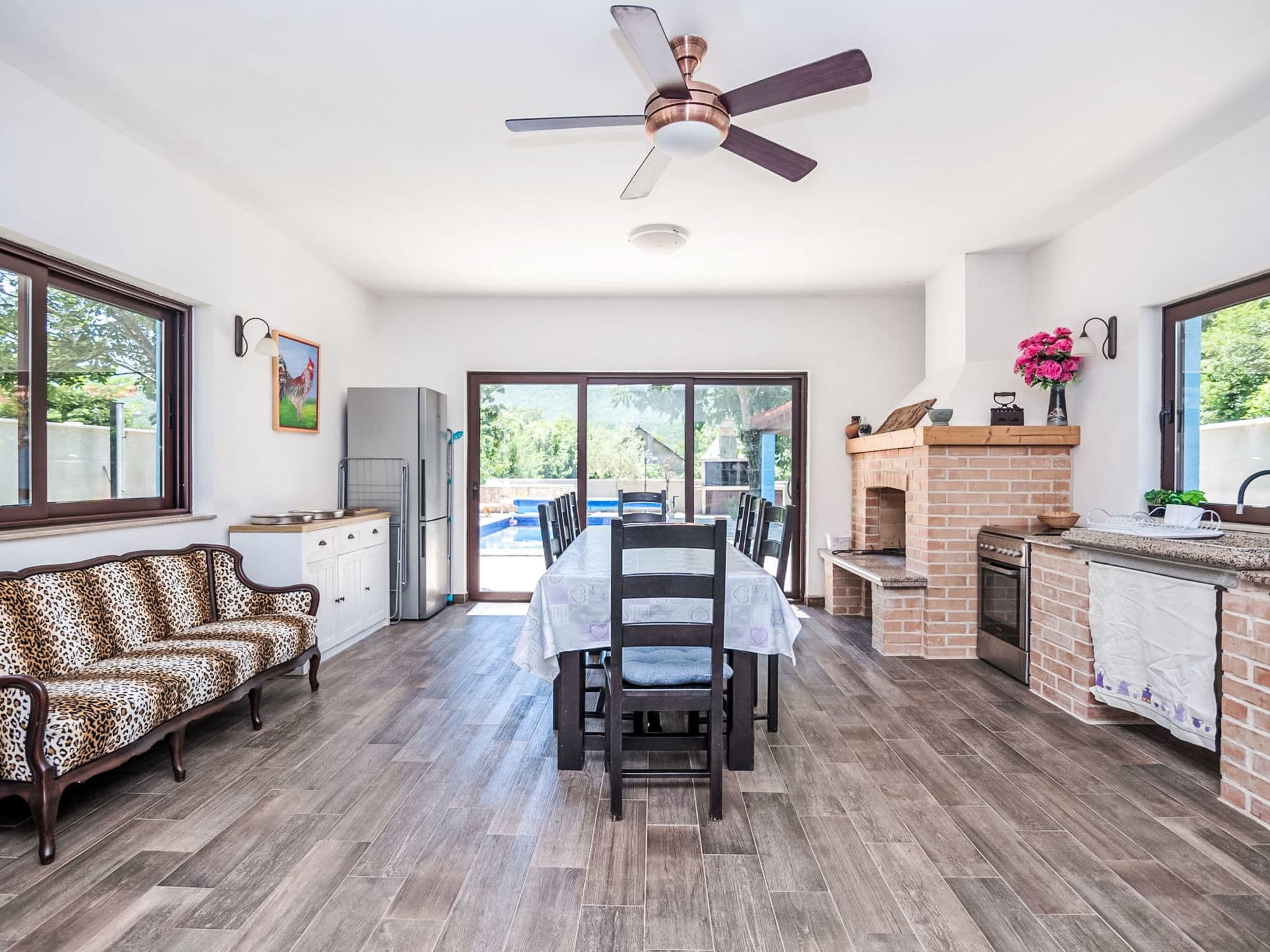Kitchen / Dining Room