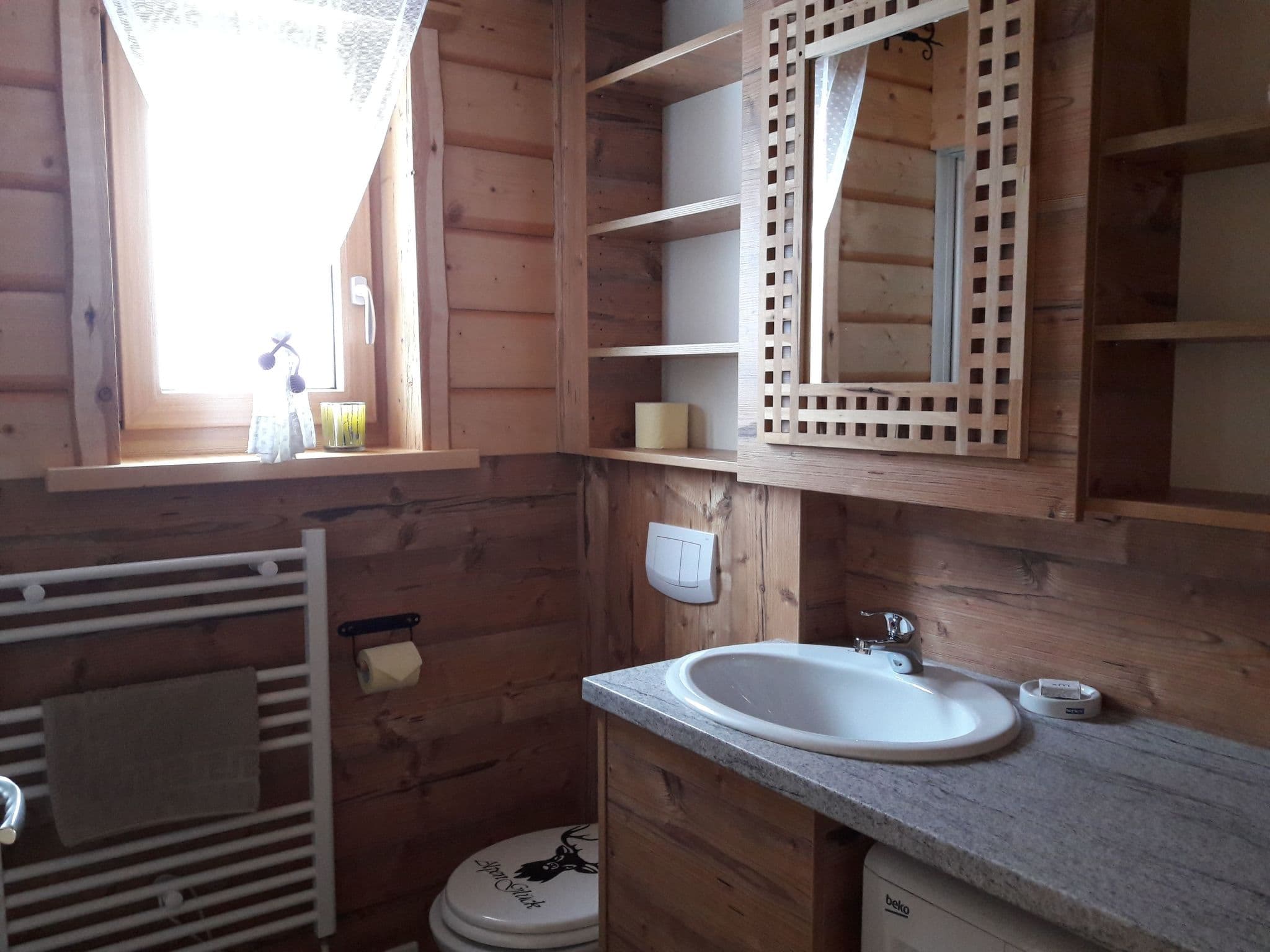Bathroom / Wellness